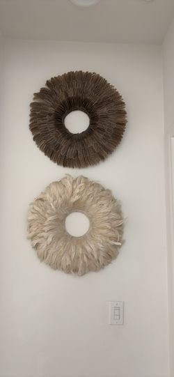 Feather Wall Decor 
