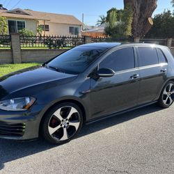 2017 Volkswagen Golf