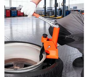 Tire bead braker tool