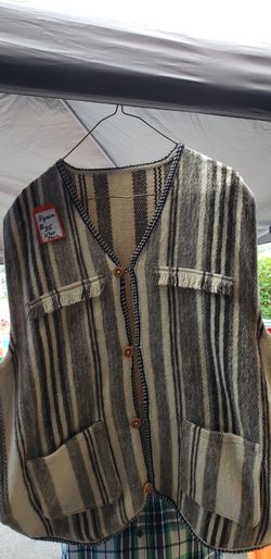 Alpaca vest from Peru, brand new, size large