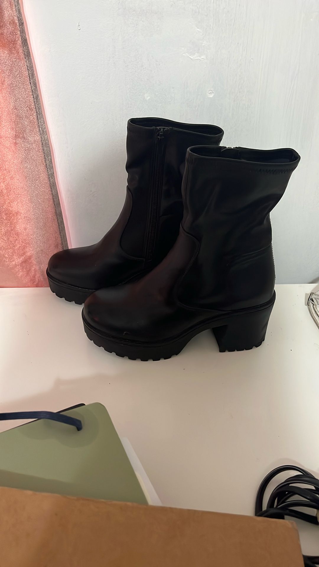Black Boots