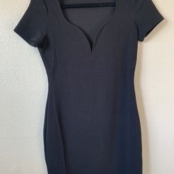 Black bodycon midi dress