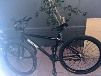29 inch trone