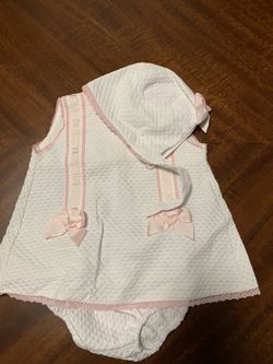 Gently Used Baby Girl Oufit