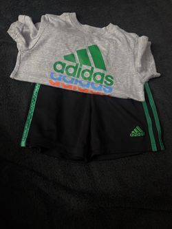 Adidas boys set - size 5
