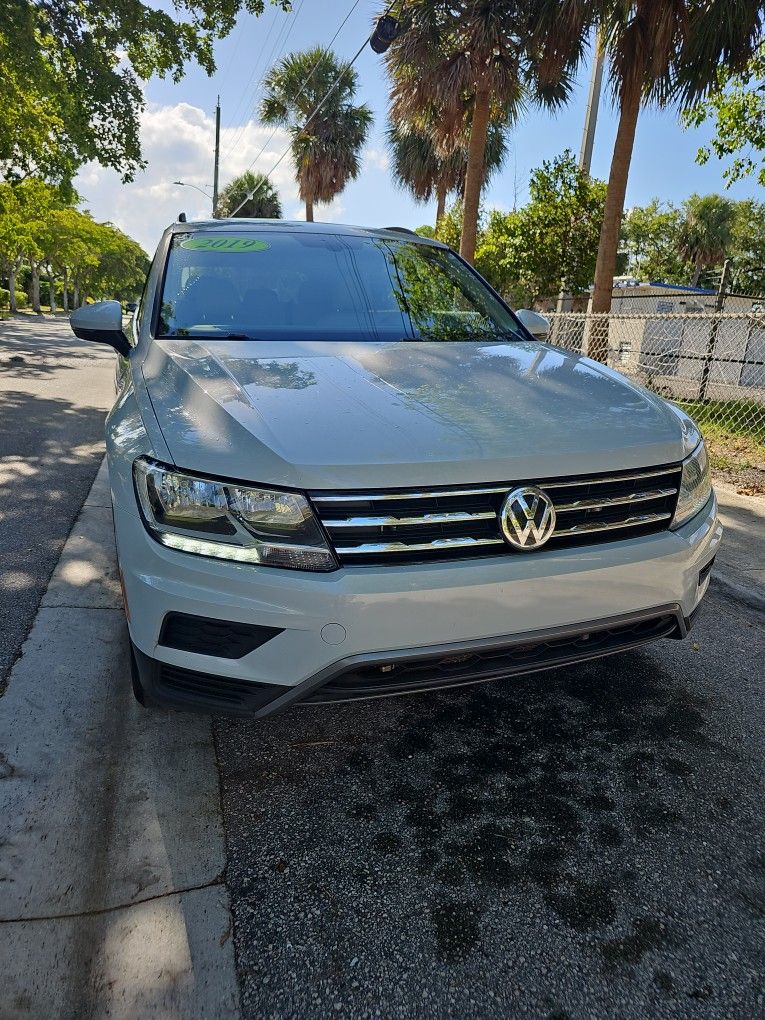 2019 Volkswagen Tiguan