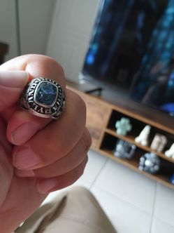 FOR SALE - MEN'S GRADUATION RING STONE LIGHT BLUE