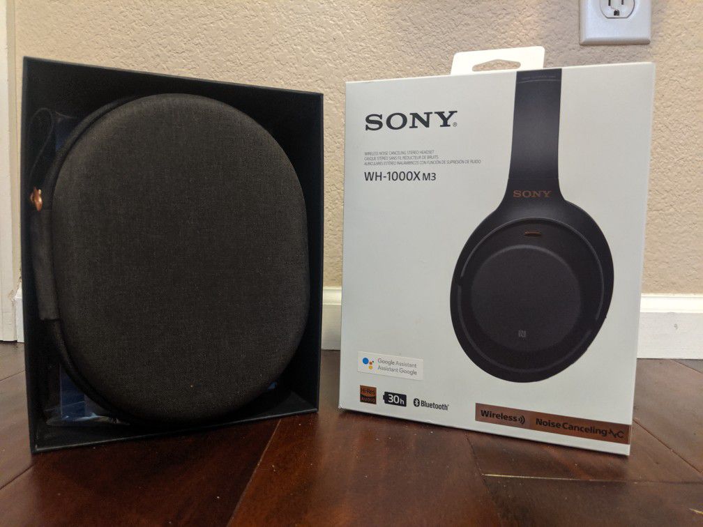 Top-Rated Sony Noise-Cancelling and Bluetooth Headphones - Case and Wires Included