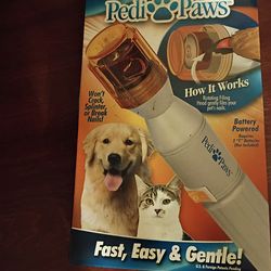 Dog nail trimmer