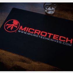 Microtech Knife Display Rubber May