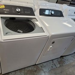 Like New Whirlpool Top Loading Washer With Agitator And Electric 220volt Dryer Set 