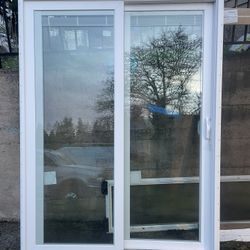 Milgard White Vinyl Slider w/blinds Tempered Glass 