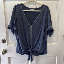 Dusky blue top made by Max Studio size large/XL