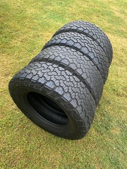 275/70R18 General Grabber Tire Set of 4