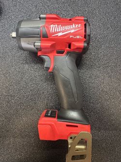 Milwaukee M18 impact