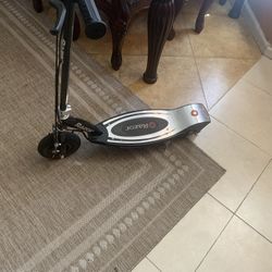 Razor E100 Electric Scooter
