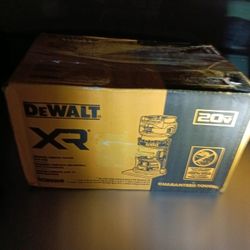 The DEWALT 20V MAX XR Cordless Compact Router (model DCW600B, tool only