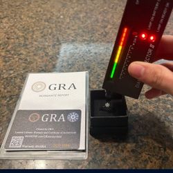 VVS1 Mossinite Engagement Ring