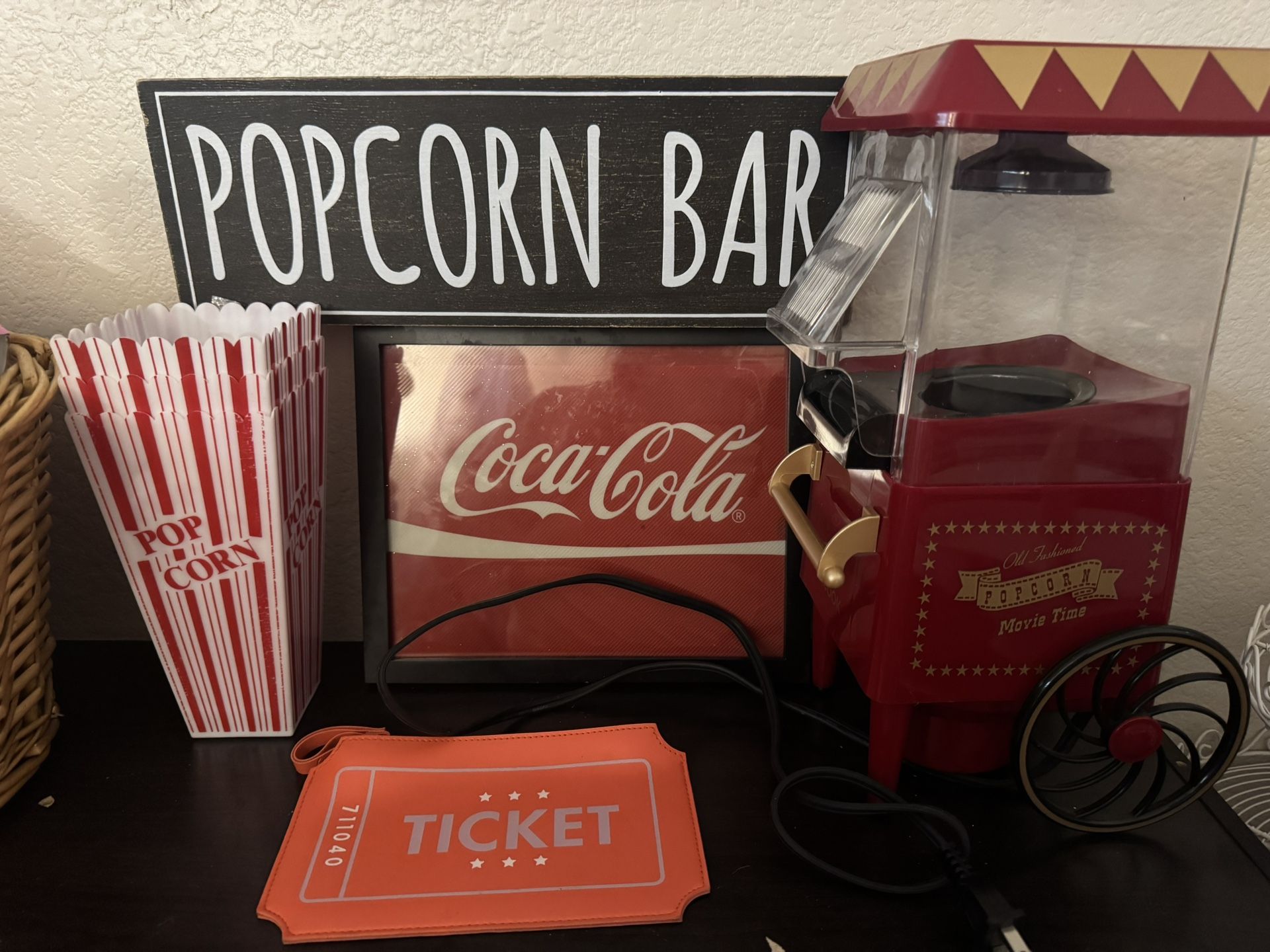 home theater 🎞️🎥🍿🥤