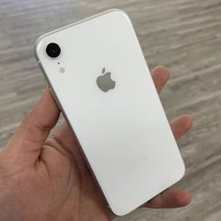 iPhone X-R  64 GB  80 Down Easy Financing 