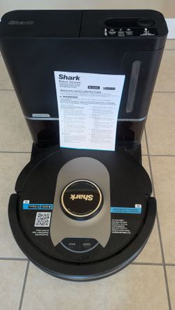 Shark robot vacuum