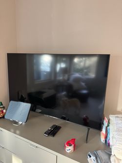 Samsung 50” Smart TV