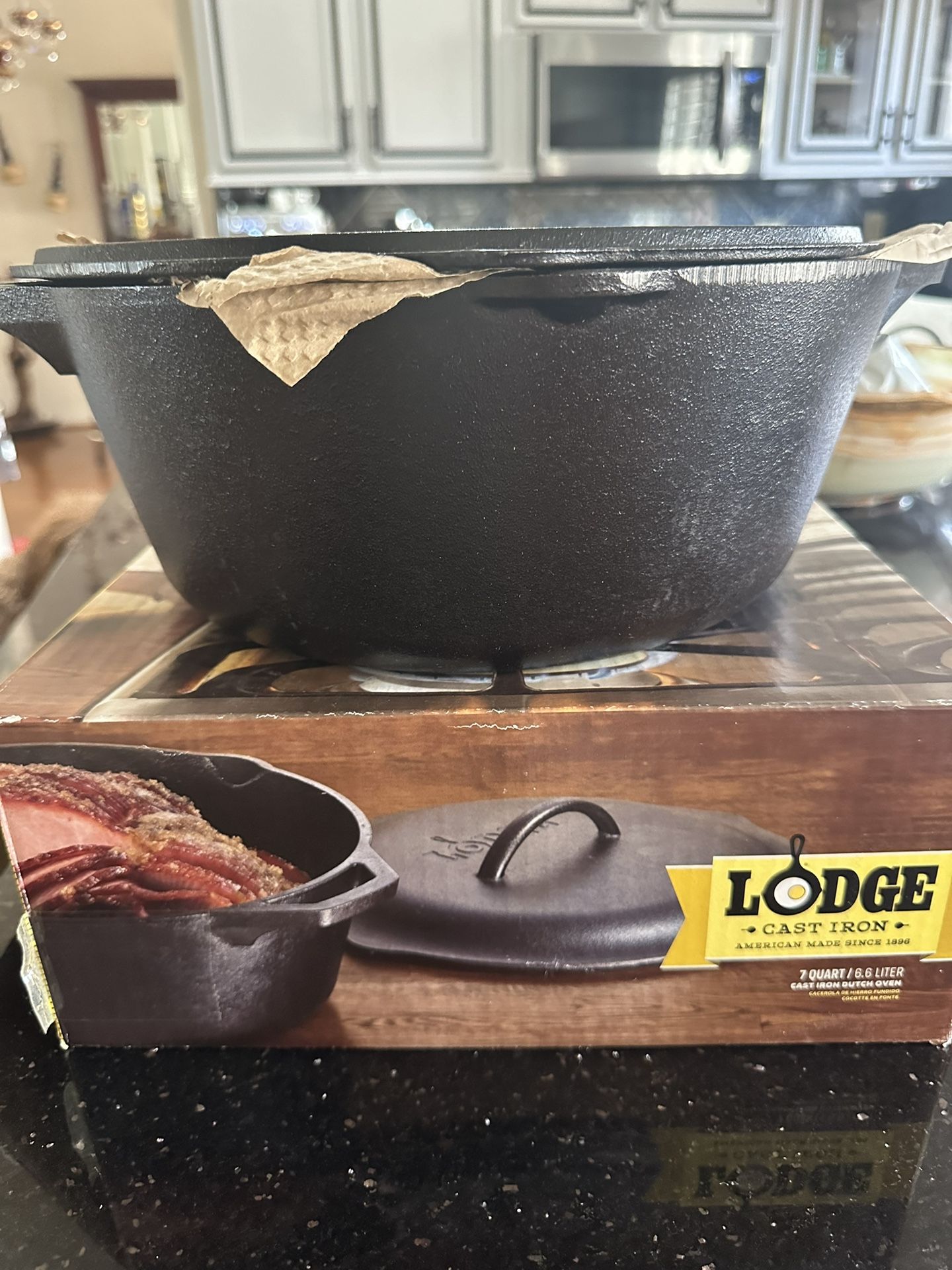 Brand New In The Box Lodge Cast Iron Dutch 59 Ave