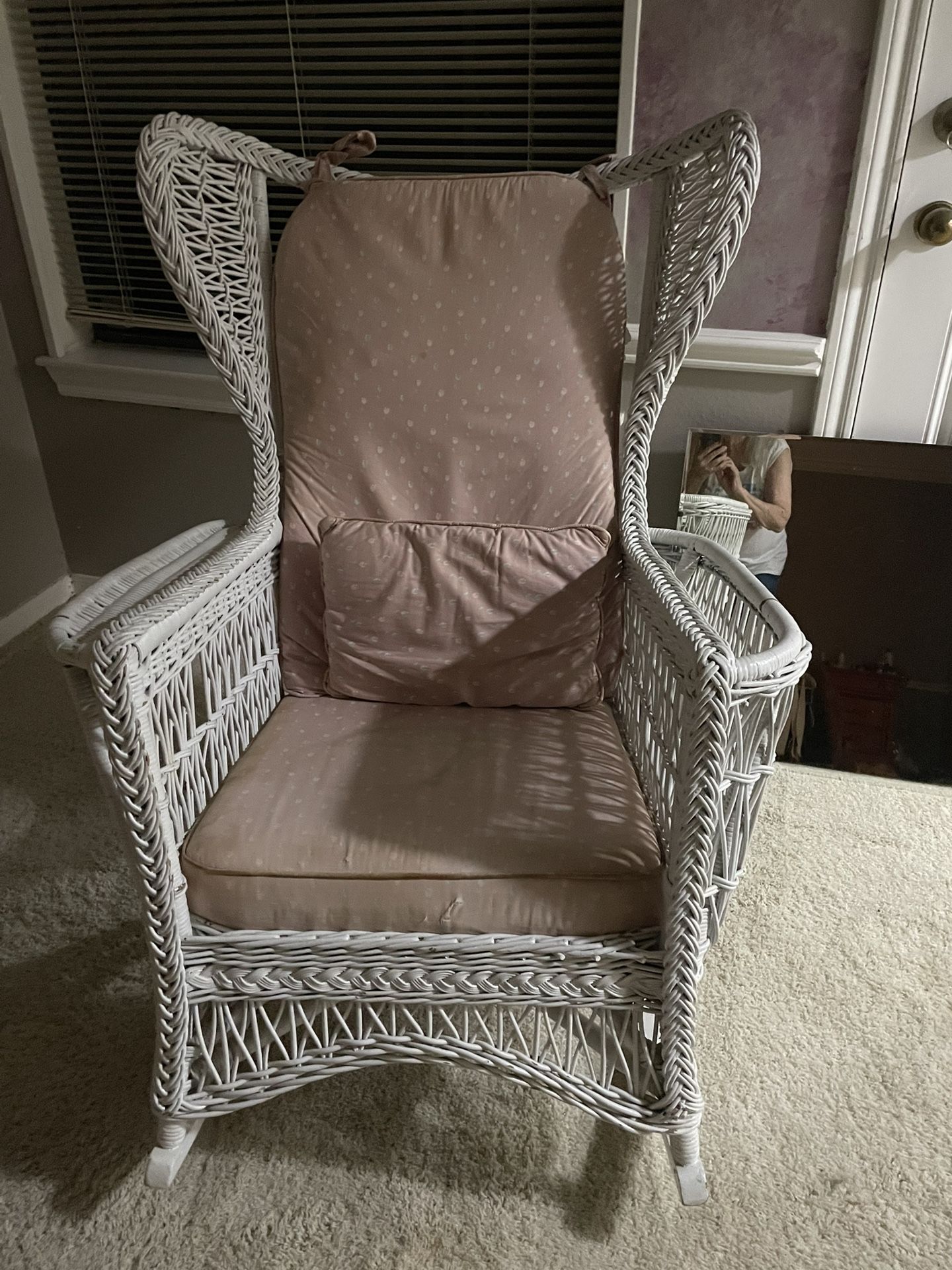 WICKER ROCKING CHAIR