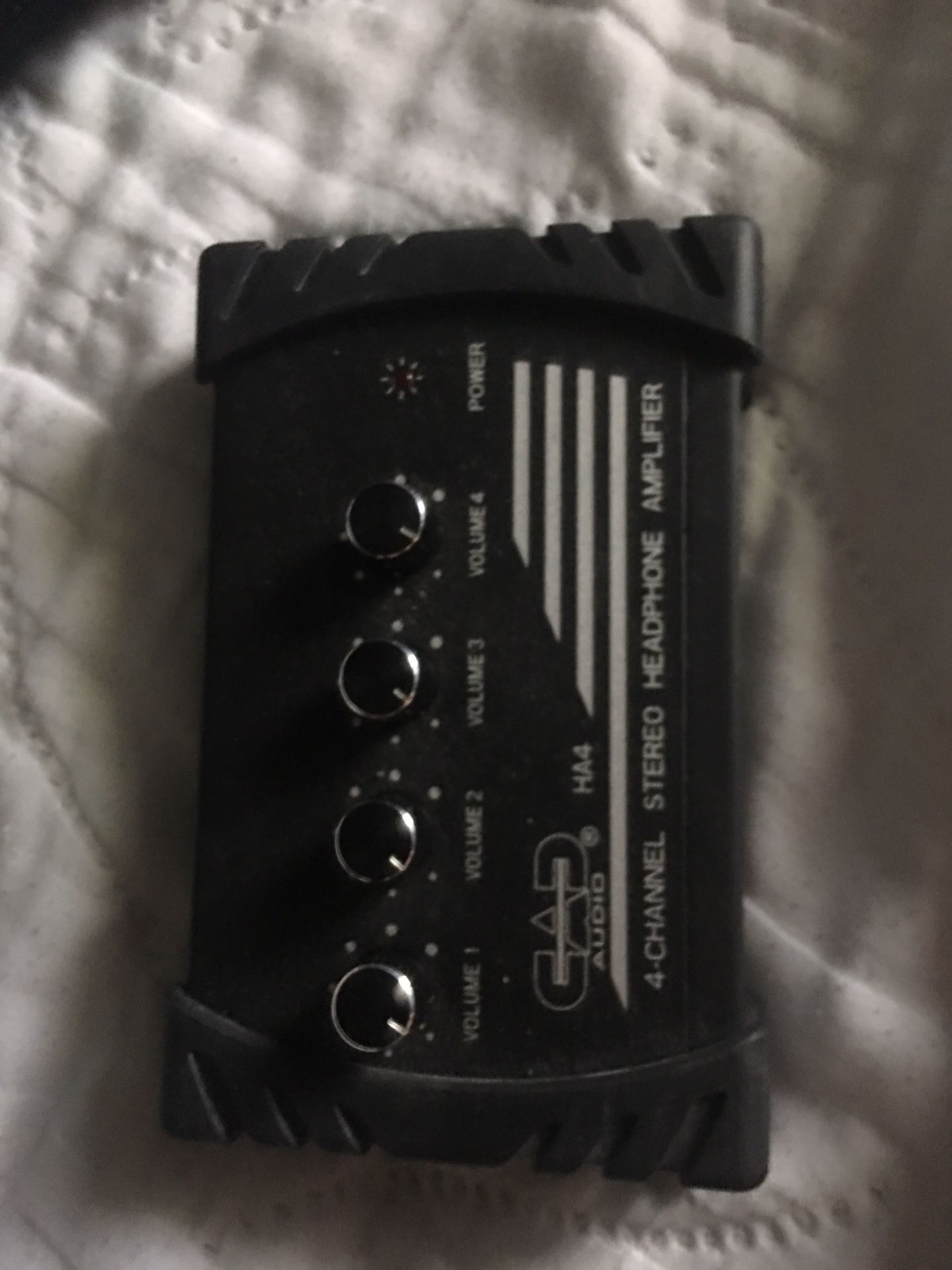 4-Channel Stereo Headphone Amplifier