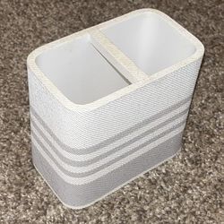Toothbrush Holder