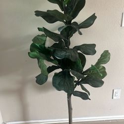 Artificial Fiddle Leaf Fig Plant