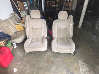 Silverado  front seats 99-06