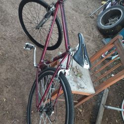 ROAD Bike 27inch TREK 930 SINGLETRACK VERY GOOD TIRES AND NEW TUBES WORK PERFECT 12SPEED 