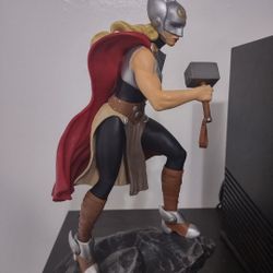 LADY THOR Goddess of Thunder Marvel 10" PVC RARE Collectible Action Figure NEW