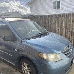 2005 Mazda MPV