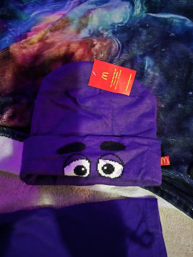 Grimace Beenie & Shirt 