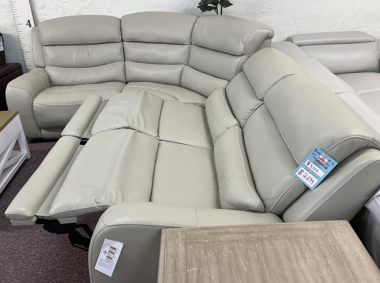 Furniture- 4 Pc Zero Gravity Sectional With 3 Power Recliners- Blairesville