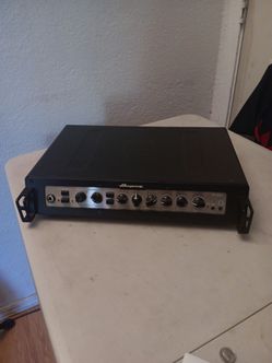 Ampeg PF-800 Bass amplifier