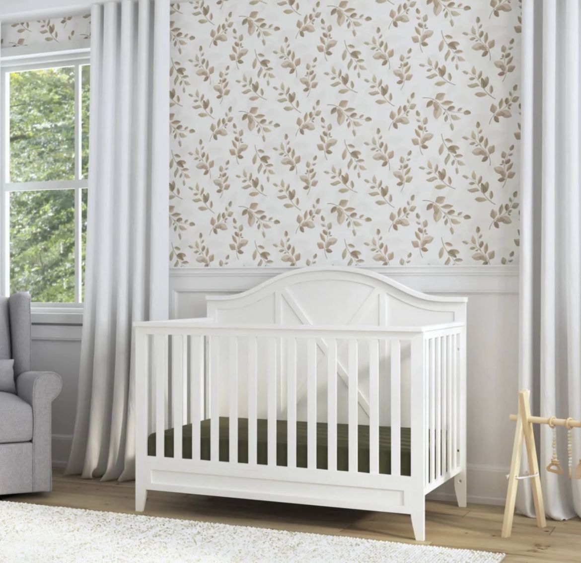daVinci Sawyer Farmhouse 4-in-1 Convertible Crib M24701H
