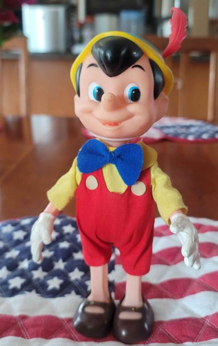 Vintage Pinocchio Walt Disney Doll