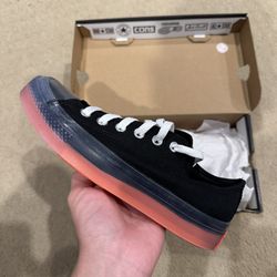 Converse Chuck Taylor All Star Brand New Size 5M/7W 