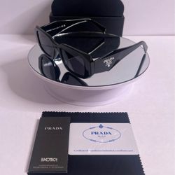 Prada PR 17WS Designer Sunglasses – Excellent Condition