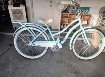 Women's Huffy Geneva Beach Cruiser