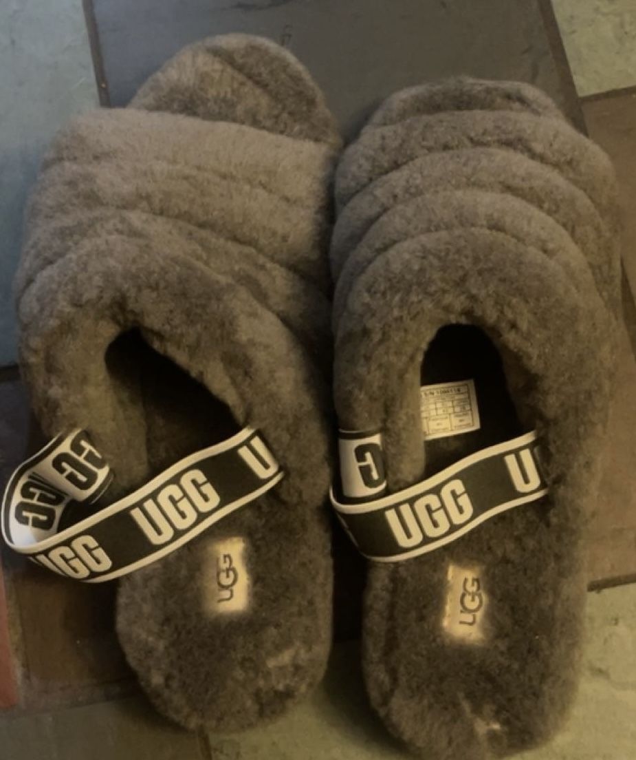 Ugg Slippers Women’s Size 11