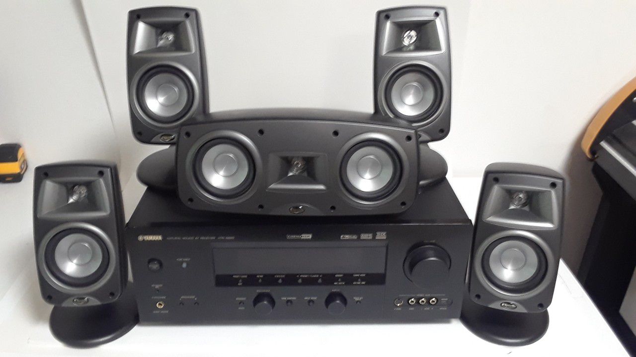 YAMAHA RECEIVER AND KLIPSCH SPEAKERS