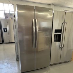 Frigidaire Galley 36”  26 Cu Ft Standard Depth, With Internal Water Refrigerator 