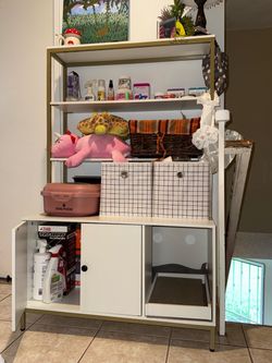 Cat Litter Enclosure