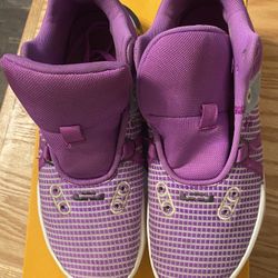 Nike LeBron Witness 7 Fuchsia Dream Size 10 Mens, Basketball Shoe.