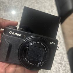 Canon G7X Mark II