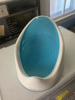 Baby bath tub